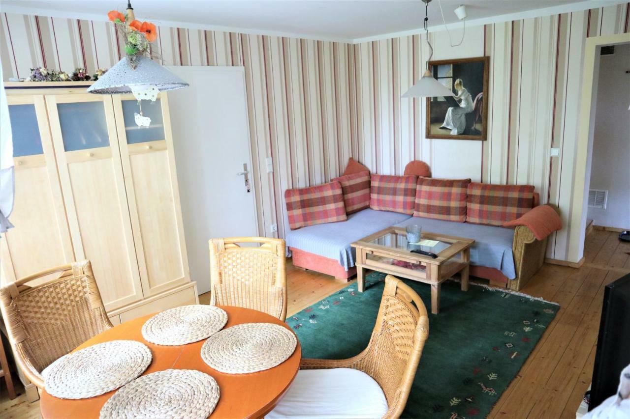 Altes Gaertnerhaus Lägenhet Lübben Exteriör bild